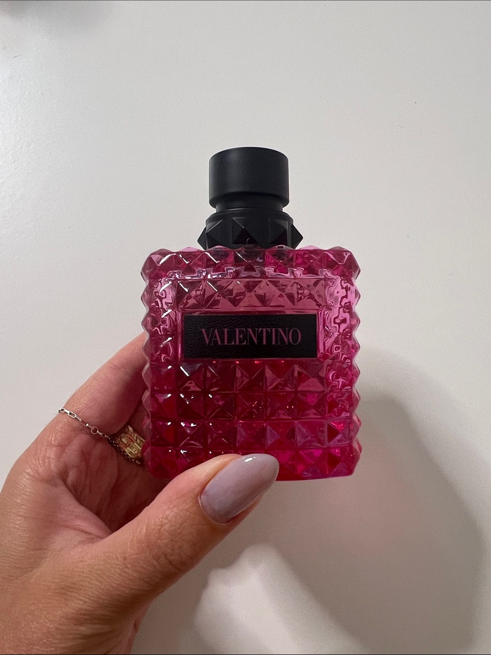 Valentino Born in Roma Donna Extradose Parfum 3.4oz - Picture 3 of 4